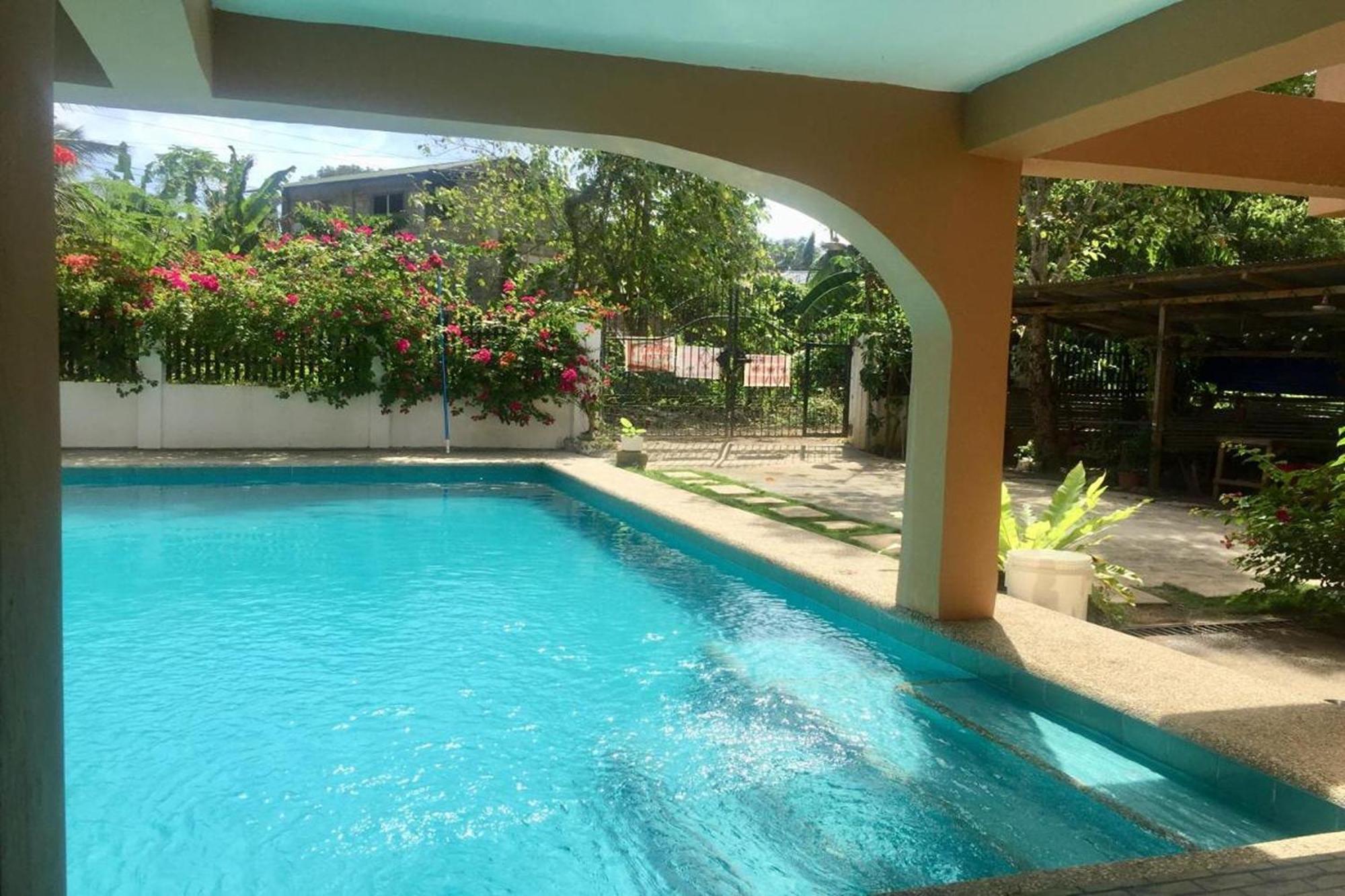 Larosa Hostel Puerto Princesa Εξωτερικό φωτογραφία