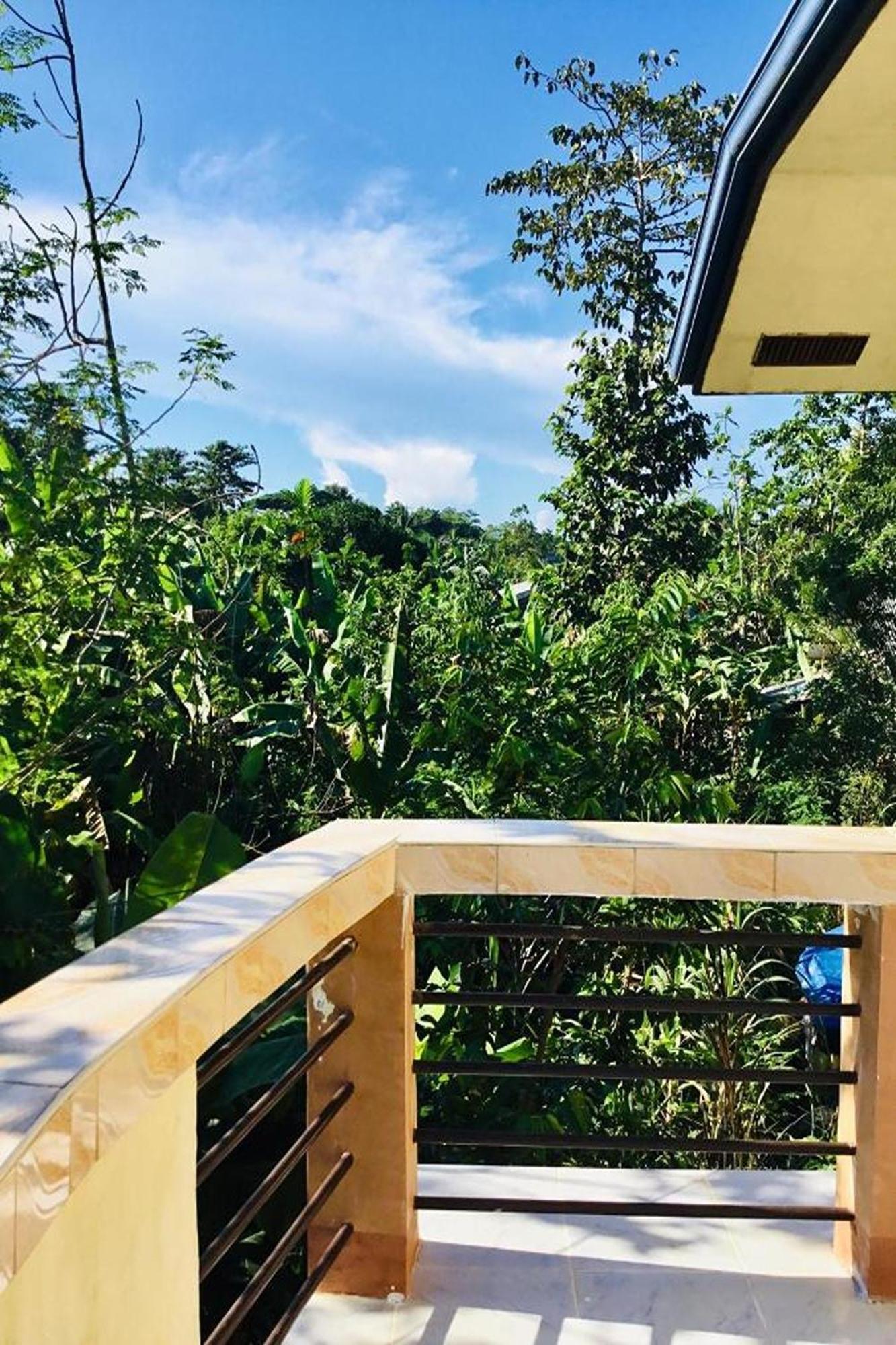 Larosa Hostel Puerto Princesa Εξωτερικό φωτογραφία