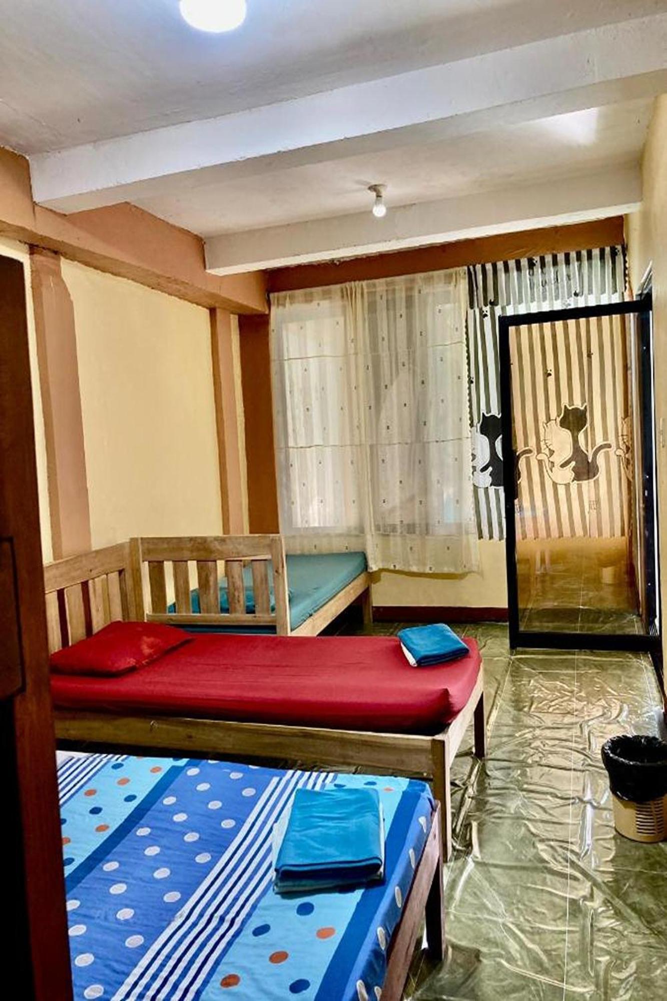 Larosa Hostel Puerto Princesa Εξωτερικό φωτογραφία