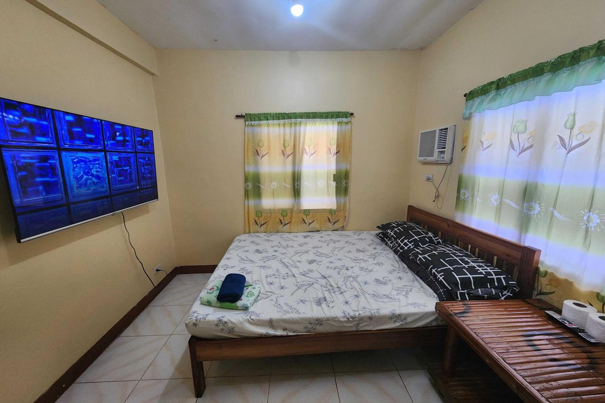 Larosa Hostel Puerto Princesa Εξωτερικό φωτογραφία